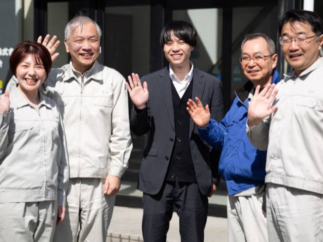 住化加工紙株式会社の職場の写真